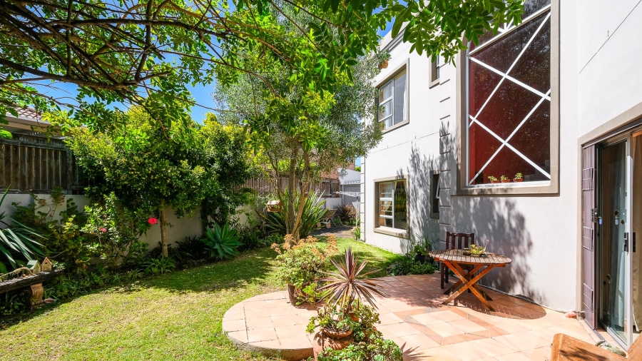 5 Bedroom Property for Sale in Cola Beach Western Cape